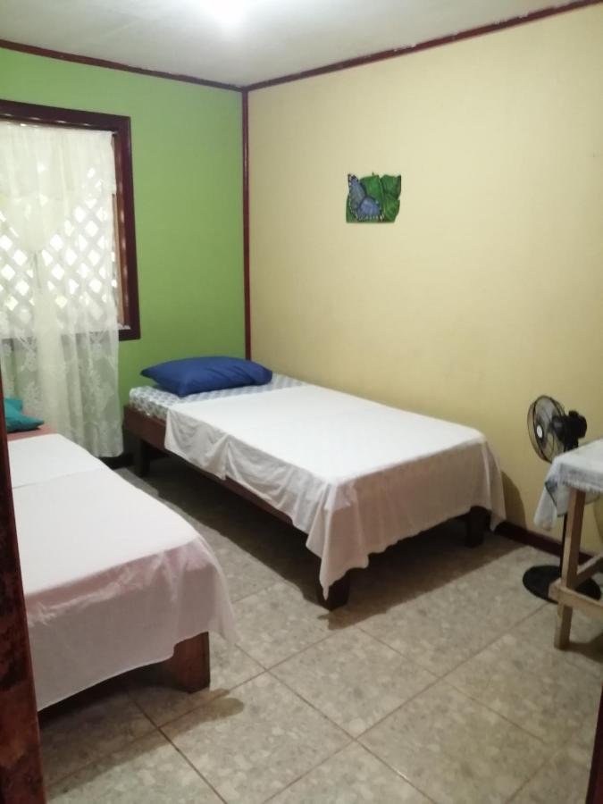 Hospedaje Meryscar Tortuguero Exterior foto